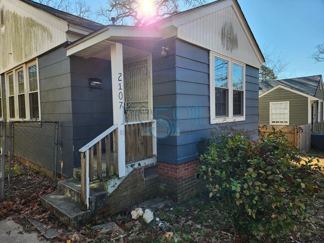 property at 2107 S Taylor St