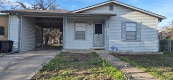 1431 Aransas Ave in San Antonio, TX - Building Photo