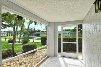6722 Roxbury Dr in Sarasota, FL - Building Photo - Building Photo