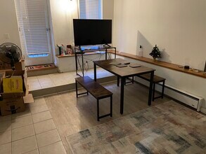 28 Symphony Rd, Unit 1 in Boston, MA - Foto de edificio - Building Photo