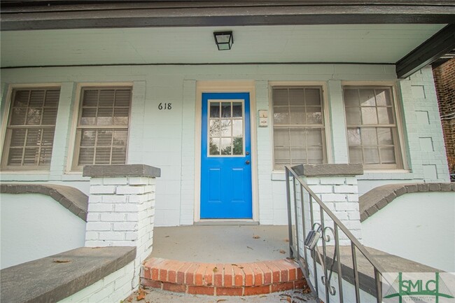 618 Magazine Ave in Savannah, GA - Foto de edificio - Building Photo