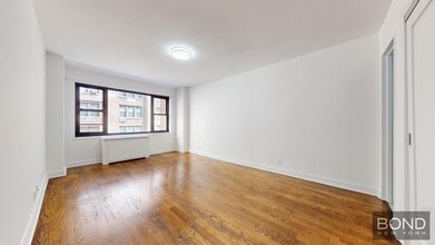 405 E 56th St in New York, NY - Building Photo - Building Photo