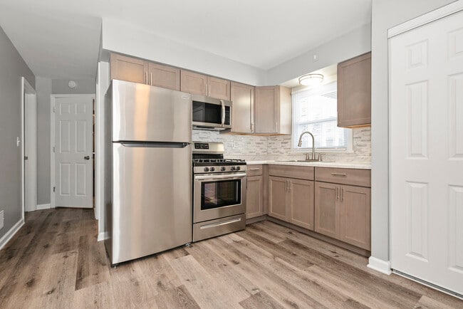 8344 W Lincoln Hwy in Frankfort, IL - Building Photo - Building Photo