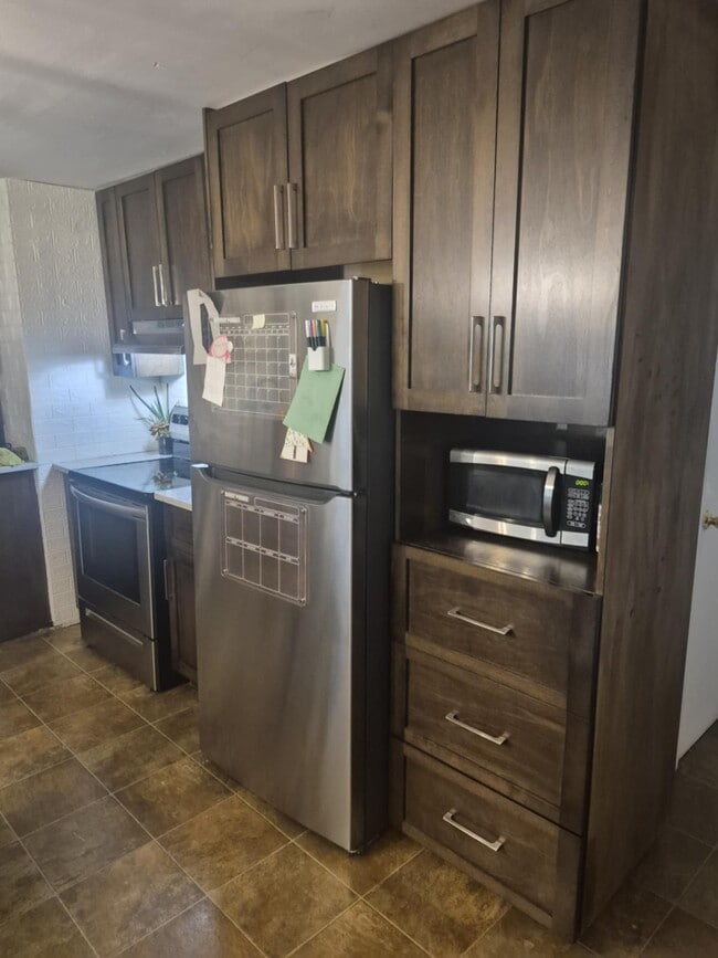 10 Richer Rue in Gatineau, QC - Building Photo - Building Photo