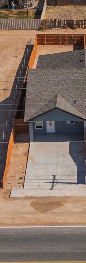 property at 1020 N Eva Ave