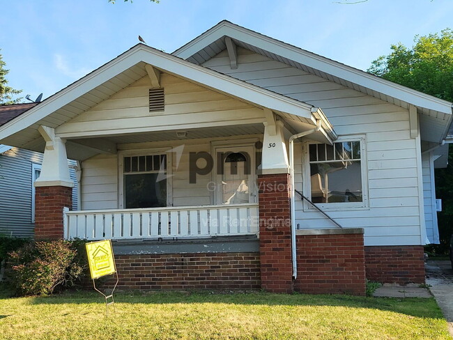 property at 750 W Cushing St
