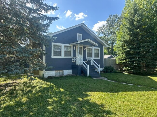 property at 33670 N Idlewild Dr