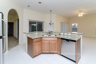 4928 Kilty Ct E in Bradenton, FL - Building Photo - Building Photo