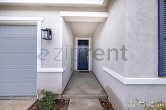 7803 Montecito Ln in Riverside, CA - Building Photo - Building Photo