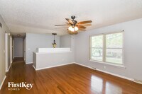 10812 Gregory Ln photo'