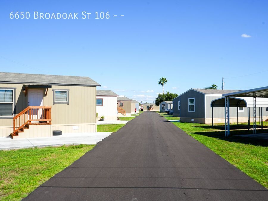 6650 Broadoak St in Beaumont, TX - Building Photo