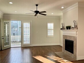 170 W Breezy Way in The Woodlands, TX - Building Photo - Building Photo