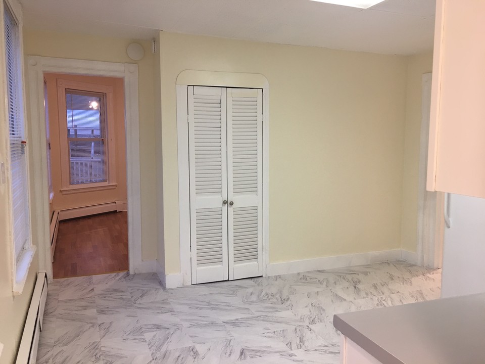 28 Cedar St-Unit -1 in New Haven, CT - Building Photo
