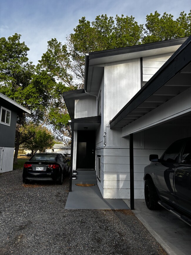 property at 215 Rich St