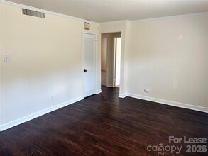 920 McAlway Rd in Charlotte, NC - Building Photo - Building Photo