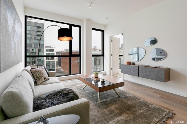 property at 1433 Bush St