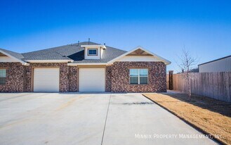 12007 Englewood Ave in Lubbock, TX - Building Photo