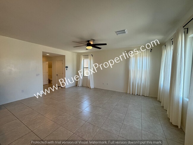 7015 Vuelta Aguarachay in Tucson, AZ - Building Photo - Building Photo