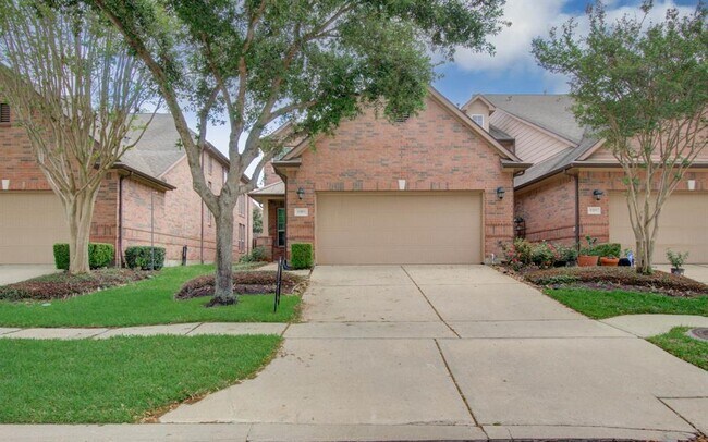 property at 1307 Glenwood Canyon Ln