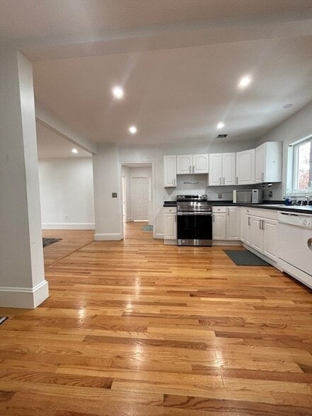 property at 554 Main St