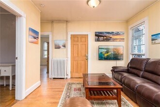 9 Ann St in Newport, RI - Building Photo - Building Photo
