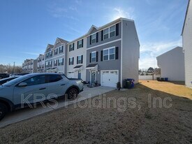 35 Cecelia Way in Suffolk, VA - Building Photo