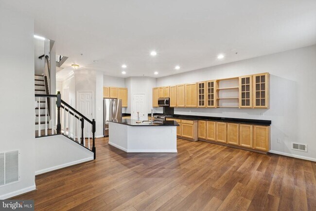 406 Chestnut Hill St in Gaithersburg, MD - Building Photo - Building Photo
