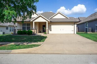 2304 Eton Pl in Denton, TX - Building Photo