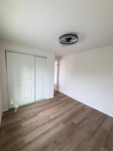 442 D St in Chula Vista, CA - Foto de edificio - Building Photo