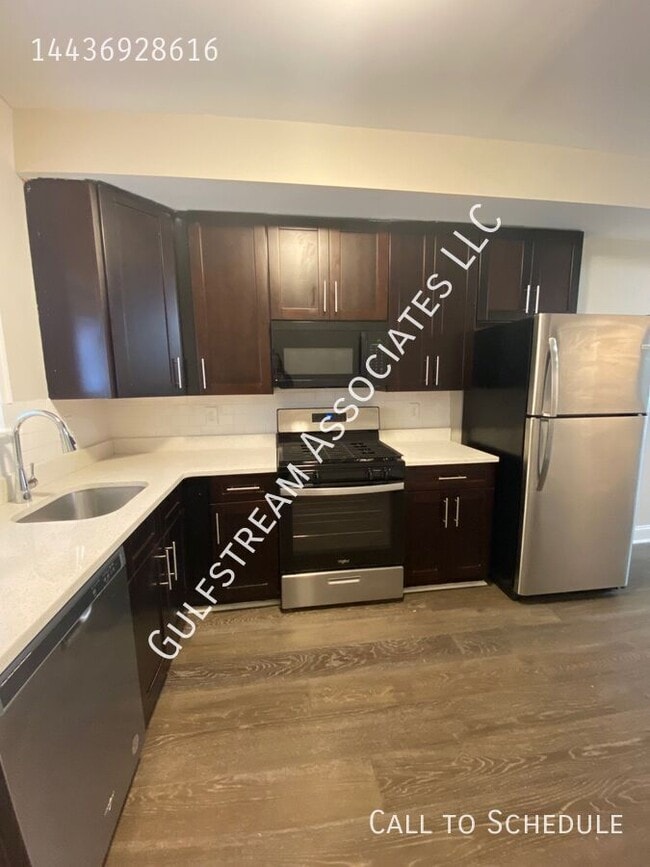property at 512 N Rose St