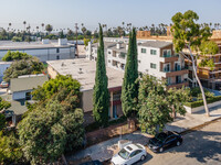 5824 Virginia Ave in Los Angeles, CA - Foto de edificio - Building Photo