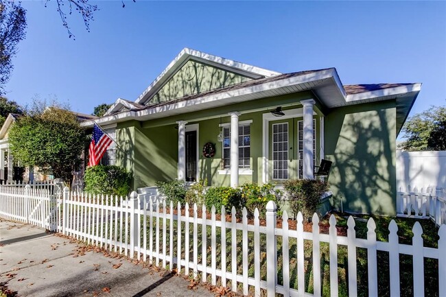 property at 3038 Alachua Pl