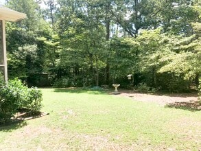 300 Selkirk Trail in Southern Pines, NC - Foto de edificio - Building Photo