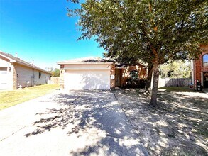 20330 Pine Water Ln in Tomball, TX - Building Photo - Building Photo