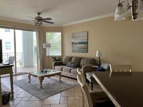 815 NW Flagler Ave-Unit -306 in Stuart, FL - Building Photo - Building Photo