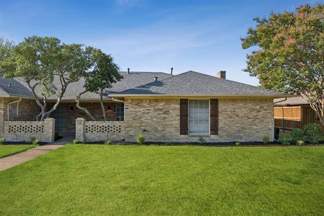 436 Tiffany Trail in Richardson, TX - Building Photo