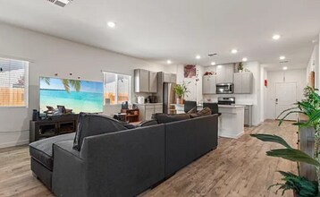 675 Mahogany Dr in Fallon, NV - Building Photo - Building Photo