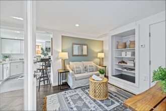 908 55th St in Oakland, CA - Building Photo - Building Photo