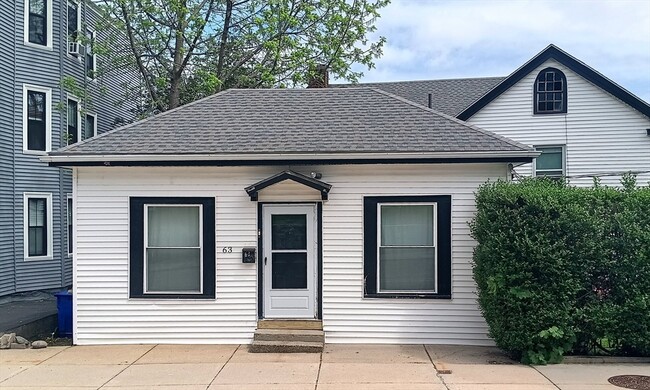 56 Arlington St, Unit #1