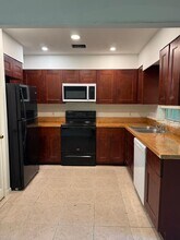 2703 Cherokee Ave in Fort Pierce, FL - Building Photo - Building Photo