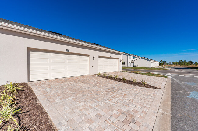 13909 Easdale Aly in Winter Garden, FL - Building Photo - Building Photo