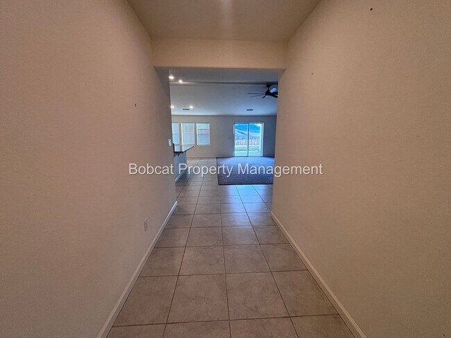 221 Snow Ln in Dayton, NV - Building Photo - Building Photo