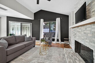 2606 Monaco Ter in Palm Beach Gardens, FL - Building Photo - Building Photo