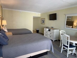 2301 S Ocean Blvd in Myrtle Beach, SC - Building Photo - Building Photo