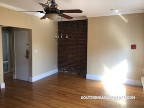 48 Hereford St, Unit 5 in Boston, MA - Foto de edificio - Building Photo