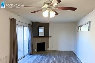 2601 W Broadway Blvd in Tucson, AZ - Foto de edificio - Building Photo