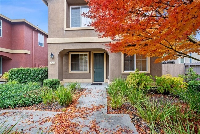 3621 el Dala Ln in Sacramento, CA - Building Photo - Building Photo