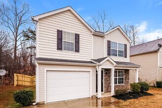 1125 Swearngan Ridge Ct in Charlotte, NC - Foto de edificio - Building Photo
