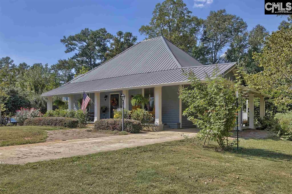 345 3rd St in Ridgeway, SC - Building Photo