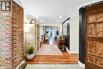 2735 Mark Ave in Windsor, ON - Building Photo - Building Photo